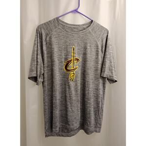 Cleveland Cavaliers Men's V- Neck T Shirt,size large